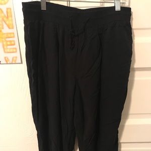lightweight black jogger pants
